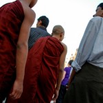 Yangon - People at Shwedagon Pagoda